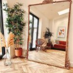 26 ideias de molduras de espelho DIY para inspirar seu