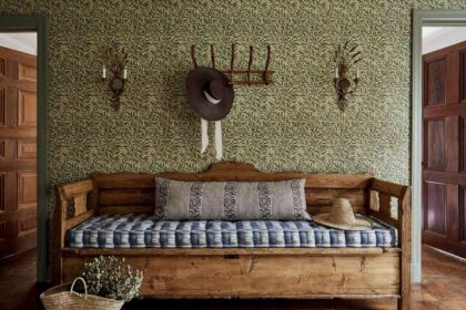 51 Ideias de decoração de parede de casas de fazenda para aquecer sua casa